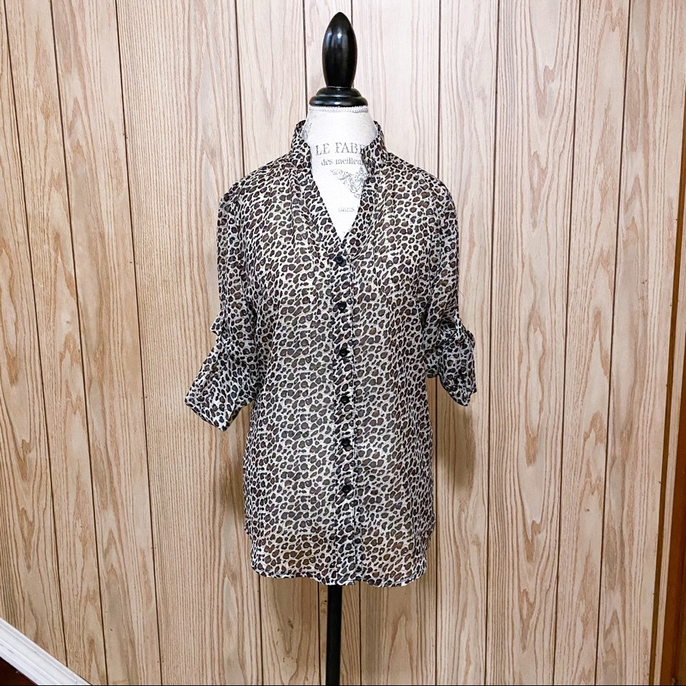 Leopard Long sleeve Blouse V neck Button down M-L